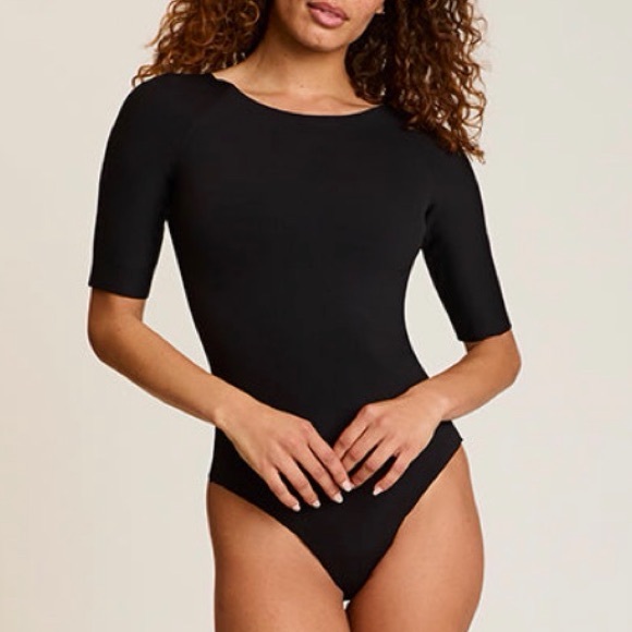 NWT Commando Black Bodysuit with Half Sleeves - Picture 4 of 8